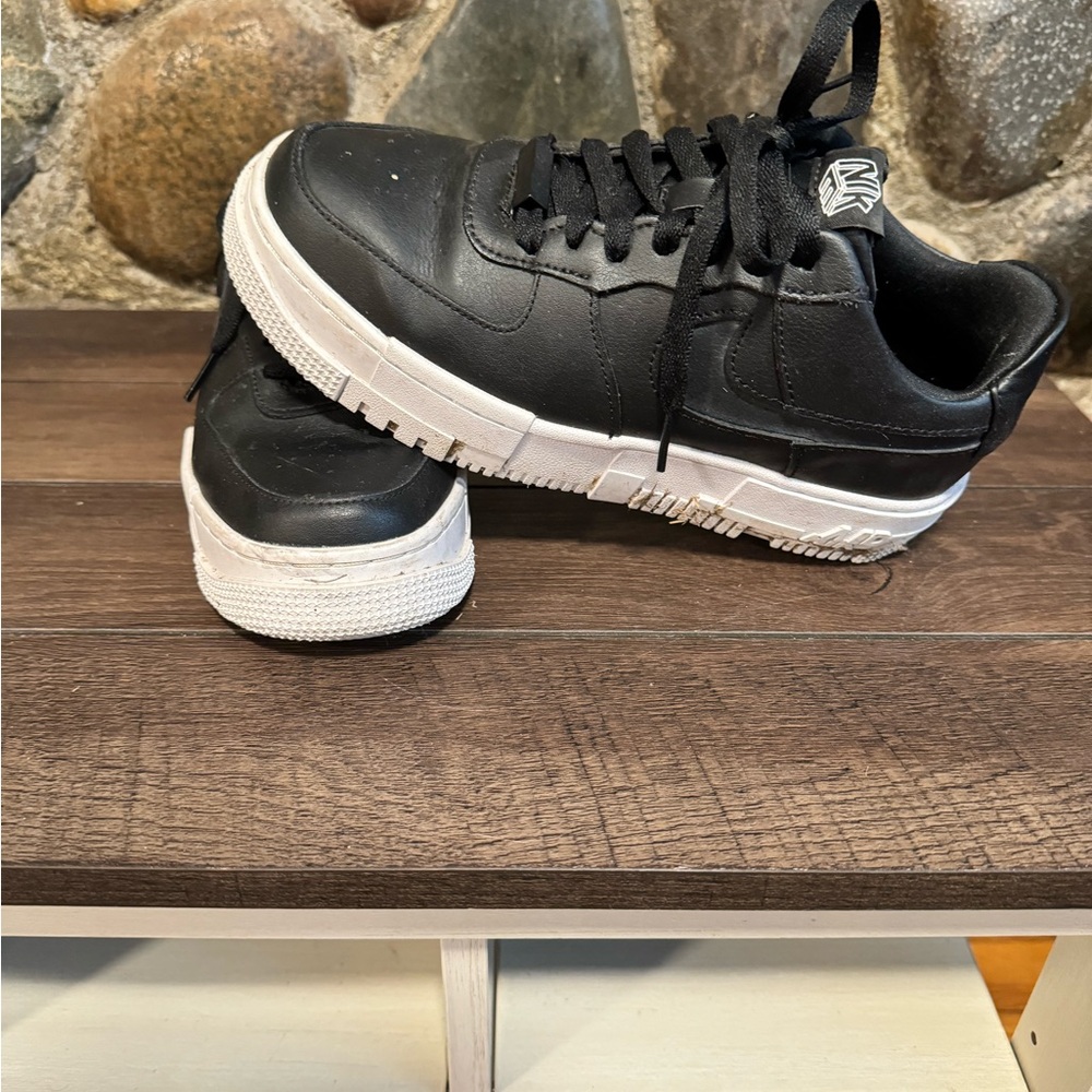 Air Force One, black